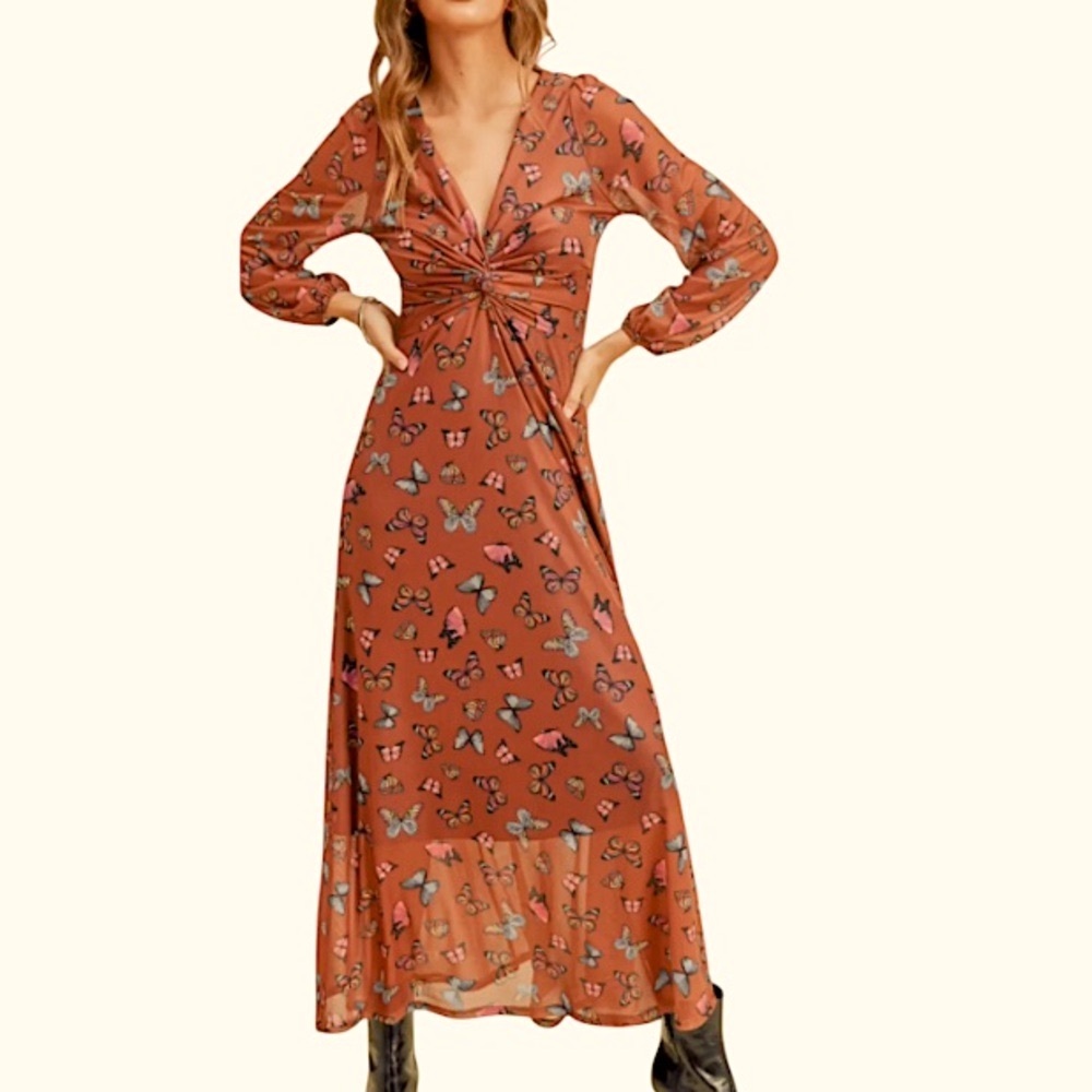 If She Loves Butterfly Print Maxi